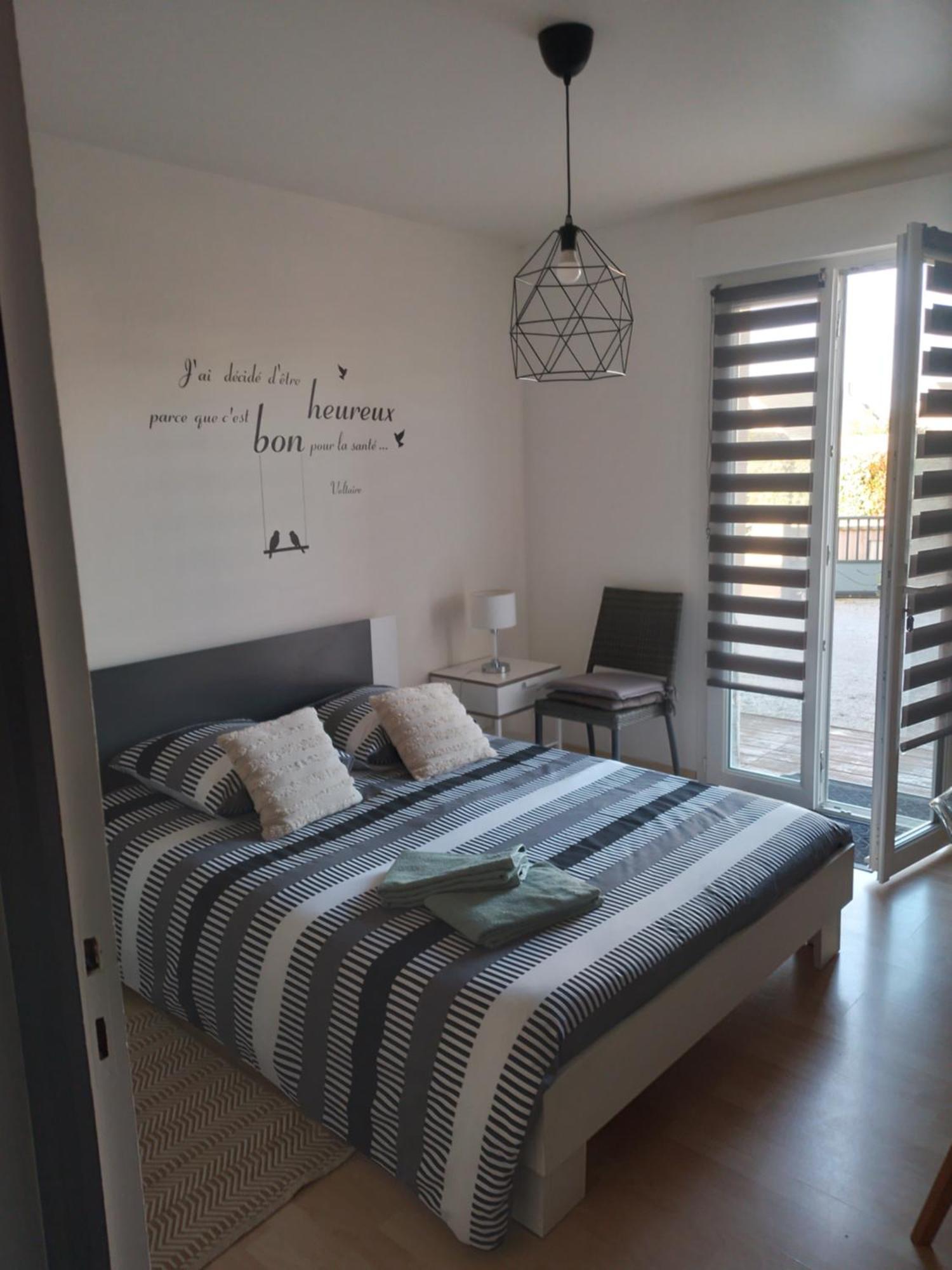 Saint-Hilaire-Petitville Chambre Agreable Au Calme מראה חיצוני תמונה